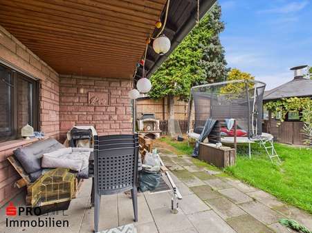 überdachteTerrasse - Zweifamilienhaus in 66333 Völklingen mit 164m² kaufen