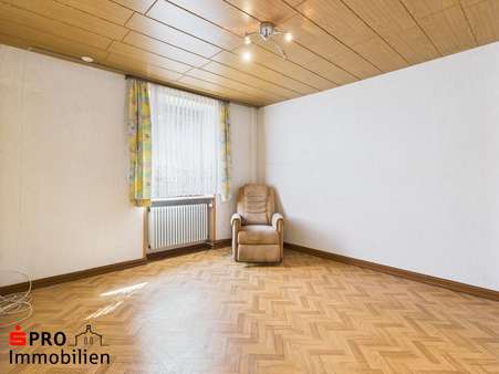 Wohnzimmer Wohnzimmer - Reihenmittelhaus in 66271 Kleinblittersdorf mit 100m² kaufen