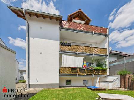 Rückansicht Rückansicht - Etagenwohnung in 66333 Völklingen mit 131m² kaufen