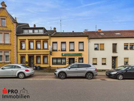 Frontansicht - Reihenmittelhaus in 66346 Püttlingen mit 155m² kaufen