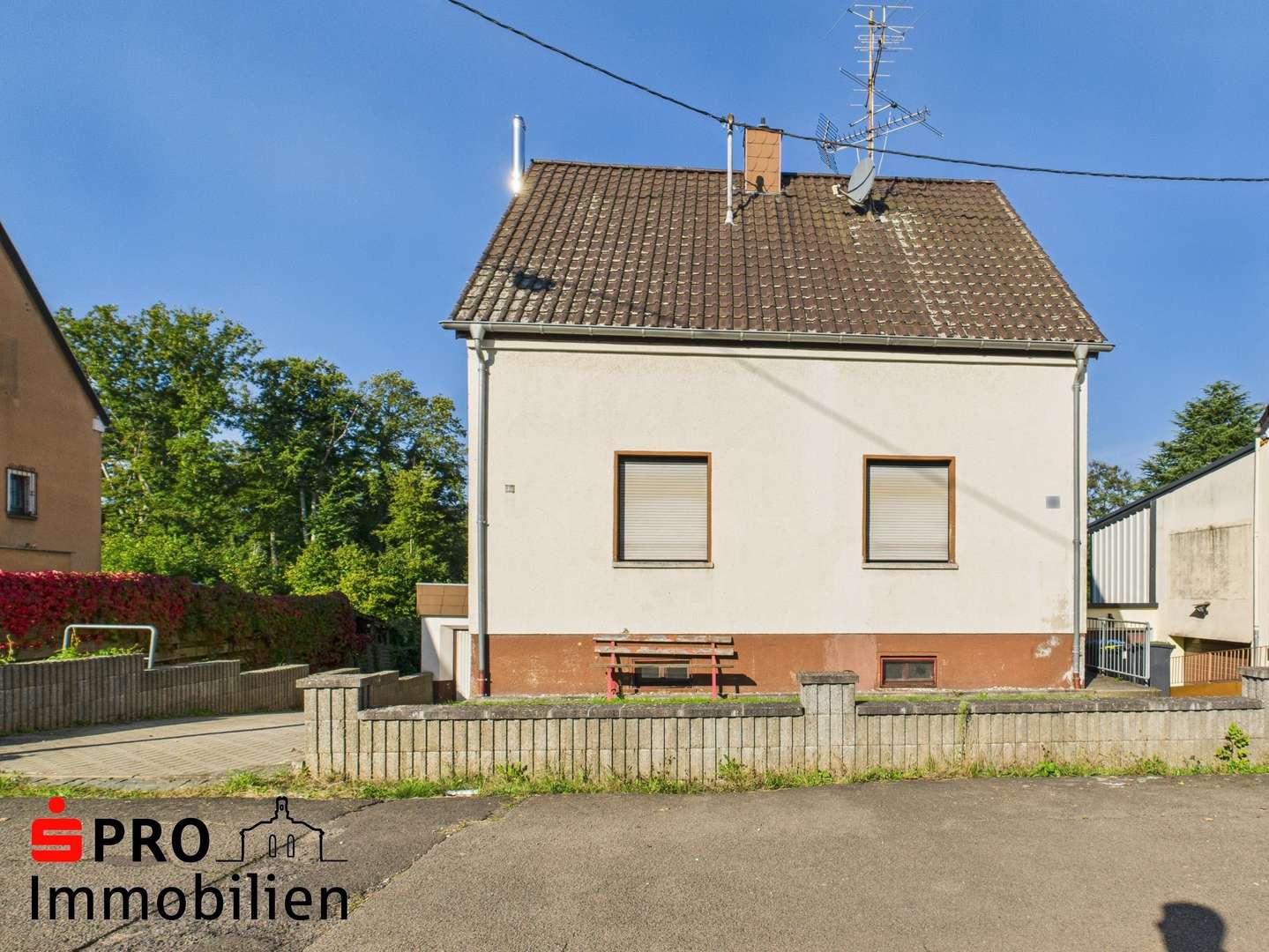 Frontalansicht Frontalansicht - Einfamilienhaus in 66333 Völklingen mit 105m² kaufen