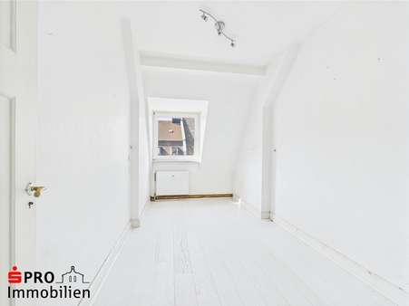 Arbeitszimmer - Dachgeschosswohnung in 66111 Saarbrücken mit 176m² kaufen