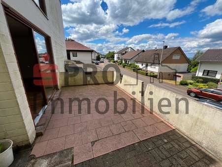 Terrasse_ - Erdgeschosswohnung in 66333 Völklingen mit 150m² kaufen