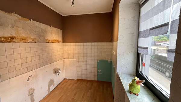 Küche aktuell... - Einfamilienhaus in 66646 Marpingen mit 135m² kaufen