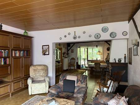 Wohn- und Essbereich Wohn- und Essbereich - Zweifamilienhaus in 66640 Namborn mit 219m² kaufen
