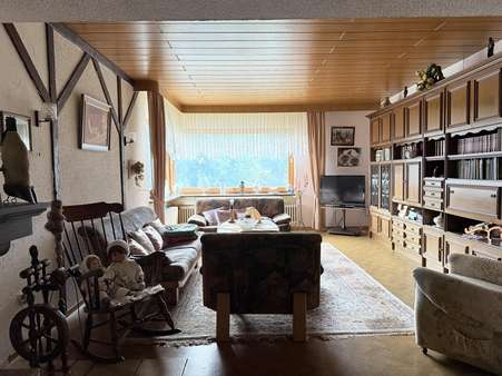 Wohnbereich Wohnbereich - Zweifamilienhaus in 66640 Namborn mit 219m² kaufen