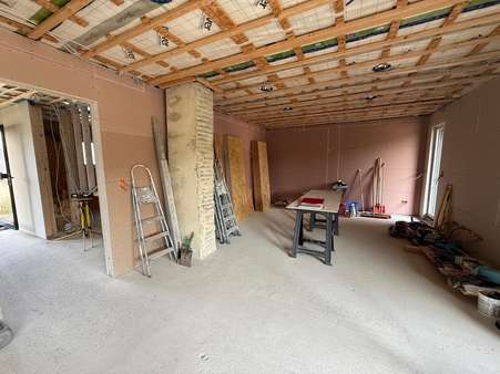 Wohnbereich - Bungalow in 66636 Tholey mit 170m² kaufen