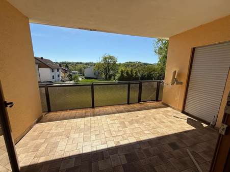 Balkon - Erdgeschosswohnung in 66649 Oberthal mit 130m² kaufen