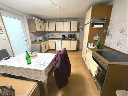 Küche mit Essplatz - Einfamilienhaus in 66740 Saarlouis mit 155m² kaufen