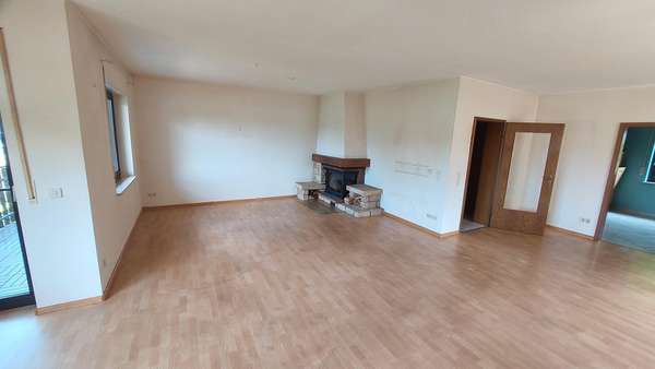 Wohn-Esszimmer - Erdgeschosswohnung in 66606 St. Wendel mit 114m² kaufen