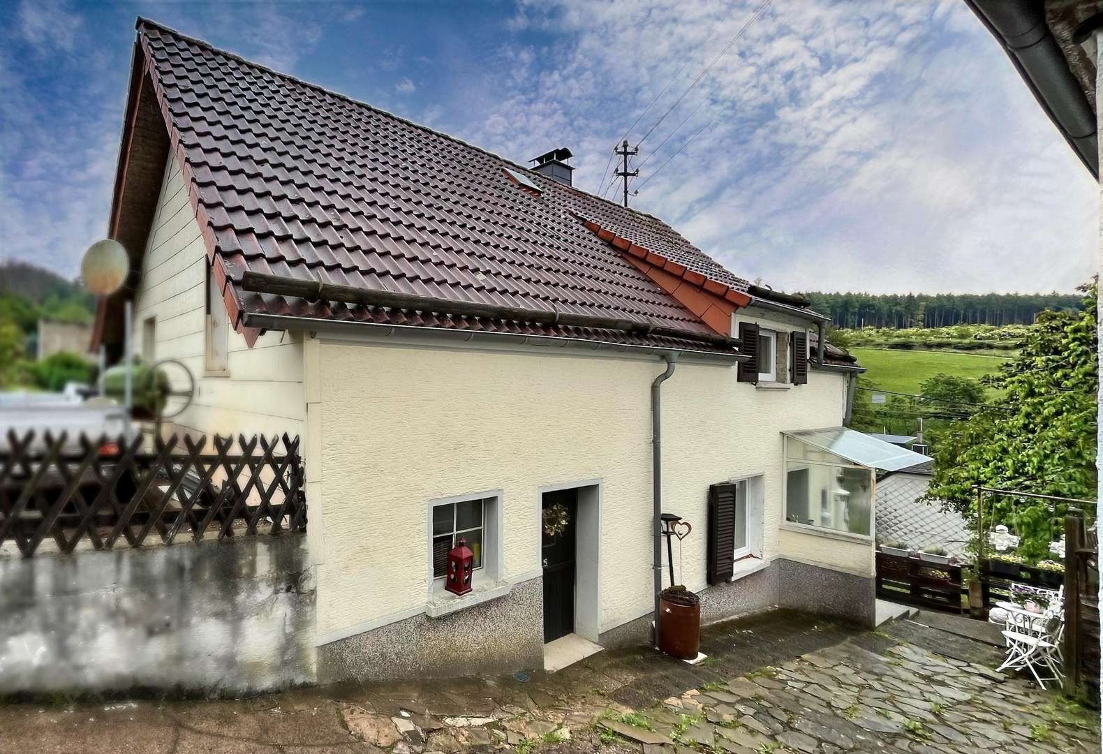 Hausansicht - Einfamilienhaus in 66620 Nonnweiler mit 95m² kaufen