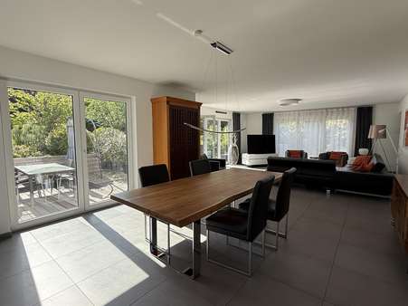 Wohn-Esszimmer Wohn-Esszimmer - Einfamilienhaus in 66606 St. Wendel mit 195m² kaufen