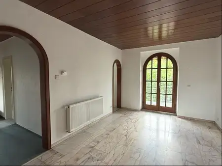 Gepflegtes 2-Familienhaus mit Garten und Garage - Niederlinxweiler