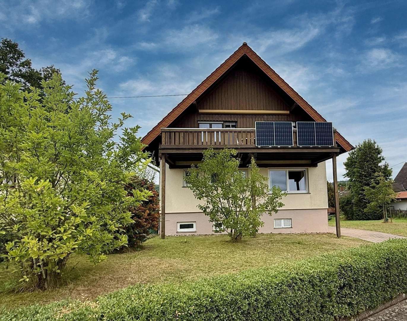Hausansicht - Zweifamilienhaus in 66640 Namborn mit 235m² kaufen