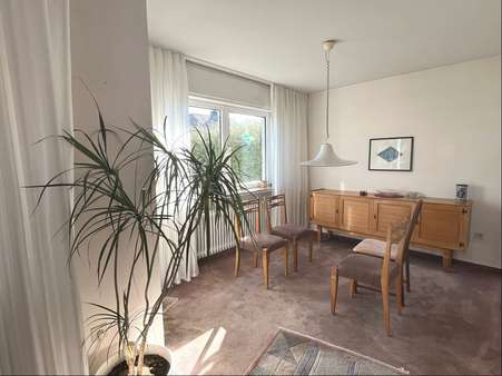 Essbereich mit Zugang Terrasse - Einfamilienhaus in 66606 St. Wendel mit 125m² kaufen