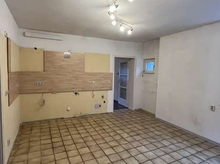 Küche - Doppelhaushälfte in 66606 St. Wendel mit 80m² kaufen