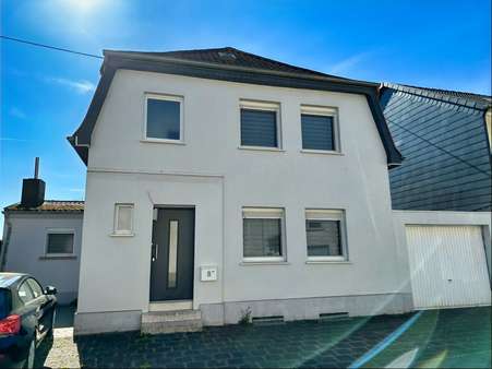 Frontansicht Frontansicht - Einfamilienhaus in 66557 Illingen mit 125m² kaufen