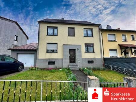 Frontansicht Frontansicht - Einfamilienhaus in 66557 Illingen mit 156m² kaufen