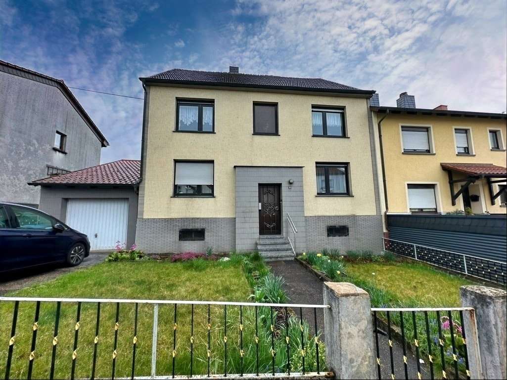 Frontansicht Frontansicht - Einfamilienhaus in 66557 Illingen mit 156m² kaufen
