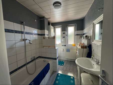 Badezimmer EG - Mehrfamilienhaus in 66564 Ottweiler mit 167m² als Kapitalanlage kaufen