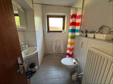 Duschbad EG Duschbad EG - Reihenmittelhaus in 66450 Bexbach mit 207m² kaufen