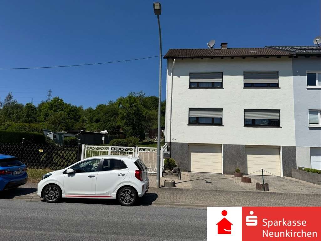 Front Front - Doppelhaushälfte in 66540 Neunkirchen mit 188m² kaufen