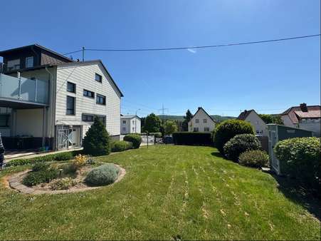 Seitenansicht Seitenansicht - Doppelhaushälfte in 66540 Neunkirchen mit 188m² kaufen