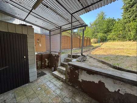 Terrasse Terrasse - Doppelhaushälfte in 66606 St. Wendel mit 140m² kaufen