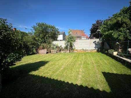 Garten Garten - Reihenmittelhaus in 66540 Neunkirchen mit 163m² kaufen
