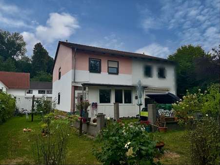 Rückansicht Rückansicht - Doppelhaushälfte in 66538 Neunkirchen mit 107m² kaufen