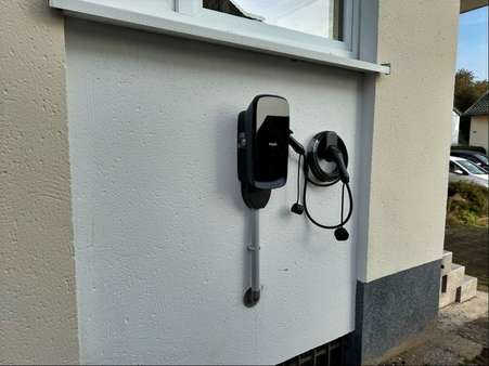 Wallbox Wallbox - Zweifamilienhaus in 66386 St. Ingbert mit 176m² kaufen