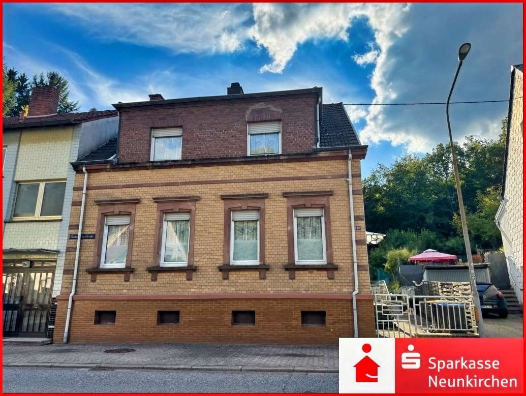 Front Front - Doppelhaushälfte in 66583 Spiesen-Elversberg mit 100m² kaufen