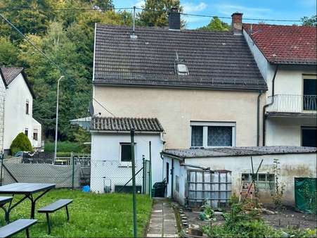 Rückseite Rückseite - Doppelhaushälfte in 66583 Spiesen-Elversberg mit 100m² kaufen