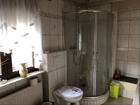 Badezimmer OG - Zweifamilienhaus in 66540 Neunkirchen mit 190m² kaufen