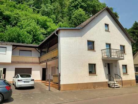 Front - Zweifamilienhaus in 66482 Zweibrücken, Oberauerbach mit 176m² kaufen