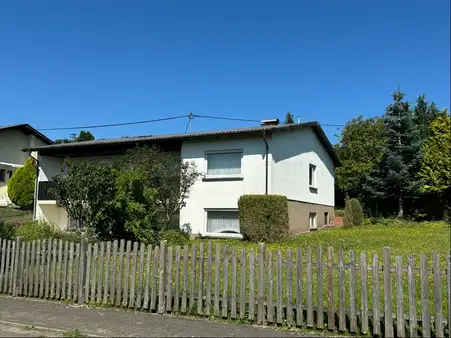 Bungalow mit Einliegerwohnung