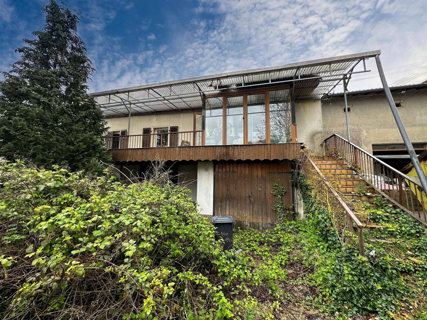 Vorderansicht - Einfamilienhaus in 66780 Rehlingen-Siersburg mit 262m² kaufen