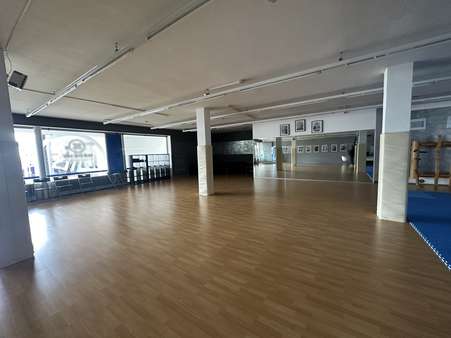 Saal - Wohn- / Geschäftshaus in 66740 Saarlouis mit 105m² als Kapitalanlage kaufen