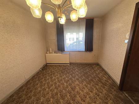 Zimmer Erdgeschoss Zimmer Erdgeschoss - Reihenmittelhaus in 66663 Merzig mit 88m² kaufen