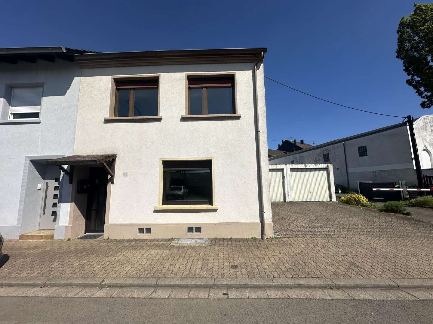 Vorderansicht - Einfamilienhaus in 66740 Saarlouis mit 81m² kaufen