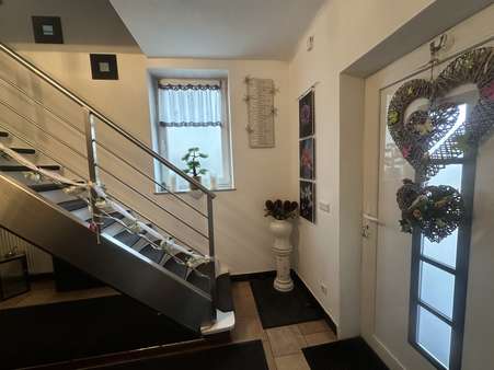 Eingangsbereich Eingangsbereich - Doppelhaushälfte in 66763 Dillingen mit 250m² kaufen