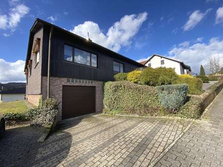 Vorderansicht - Bungalow in 66701 Beckingen mit 215m² kaufen