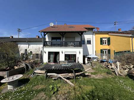 Rückansicht mit Garten - Reihenmittelhaus in 66780 Rehlingen-Siersburg mit 141m² kaufen