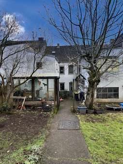 Rückansicht - Reihenmittelhaus in 66773 Schwalbach mit 146m² kaufen