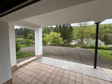 Terrasse - Einfamilienhaus in 66701 Beckingen mit 215m² kaufen