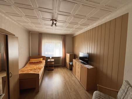 Schlafzimmer Schlafzimmer - Doppelhaushälfte in 66773 Schwalbach mit 148m² kaufen