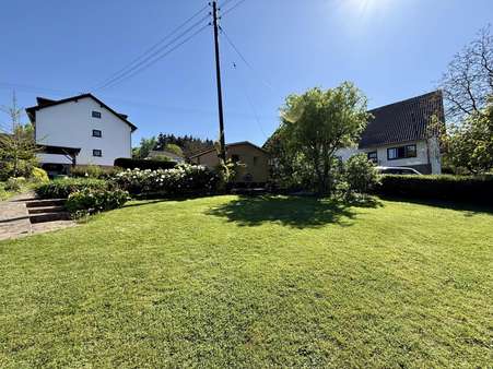 Garten - Zweifamilienhaus in 66809 Nalbach mit 255m² kaufen