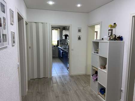 Diele - Erdgeschosswohnung in 66763 Dillingen mit 78m² kaufen