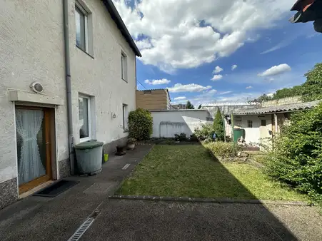 Charmantes Einfamilienhaus mit Potenzial in ruhiger und zentraler Lage von Ensdorf