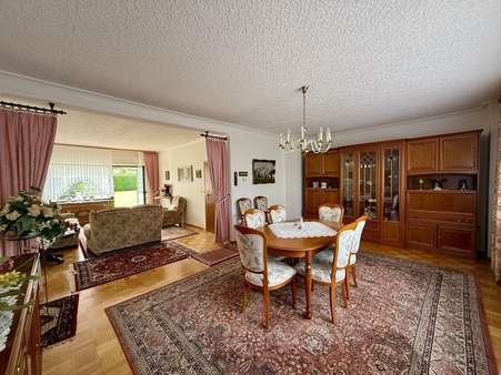 Wohn-Esszimmer Wohn-Esszimmer - Einfamilienhaus in 66802 Überherrn mit 160m² kaufen